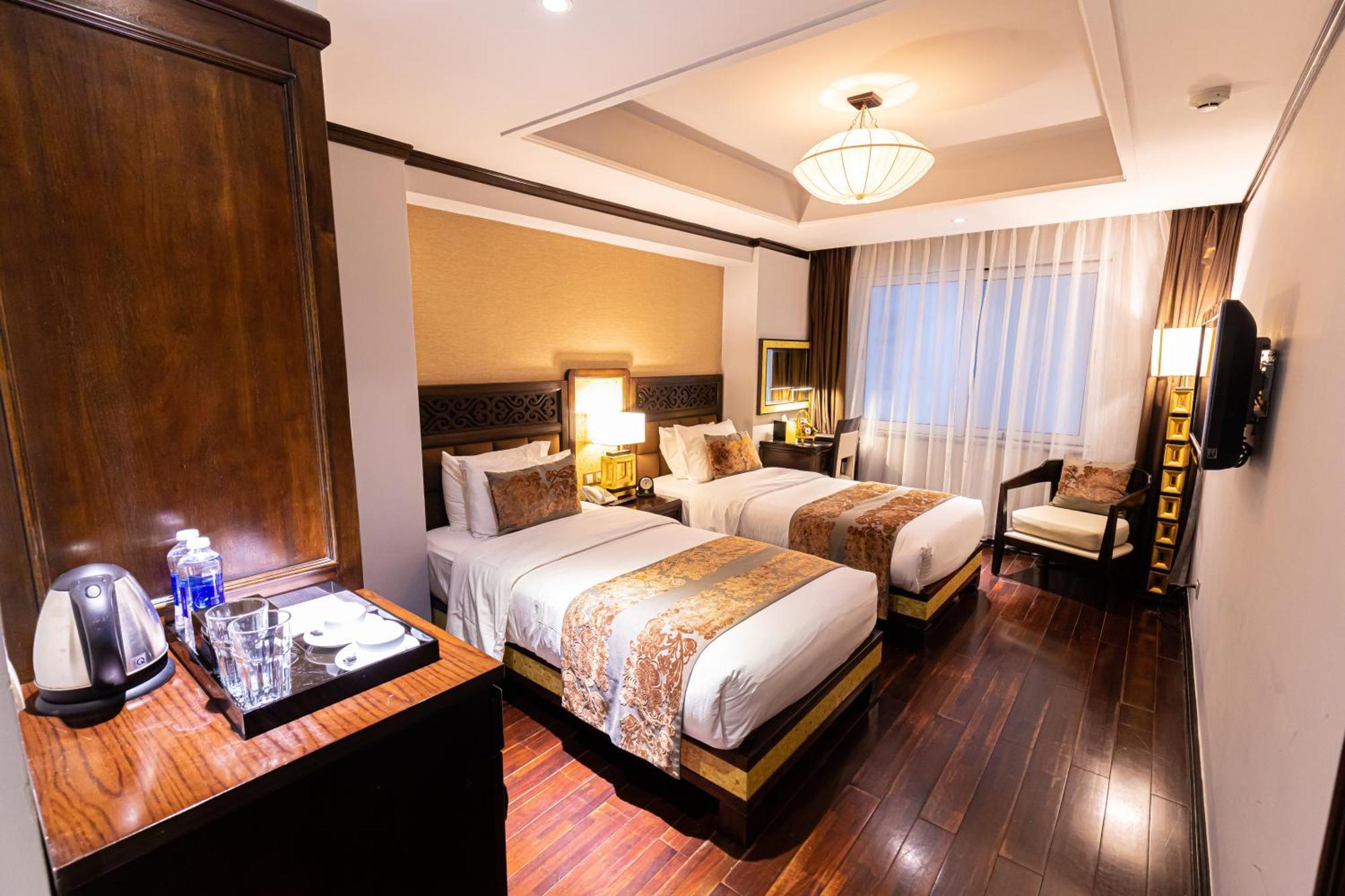 Golden Lotus Luxury Hotel Ханой Экстерьер фото