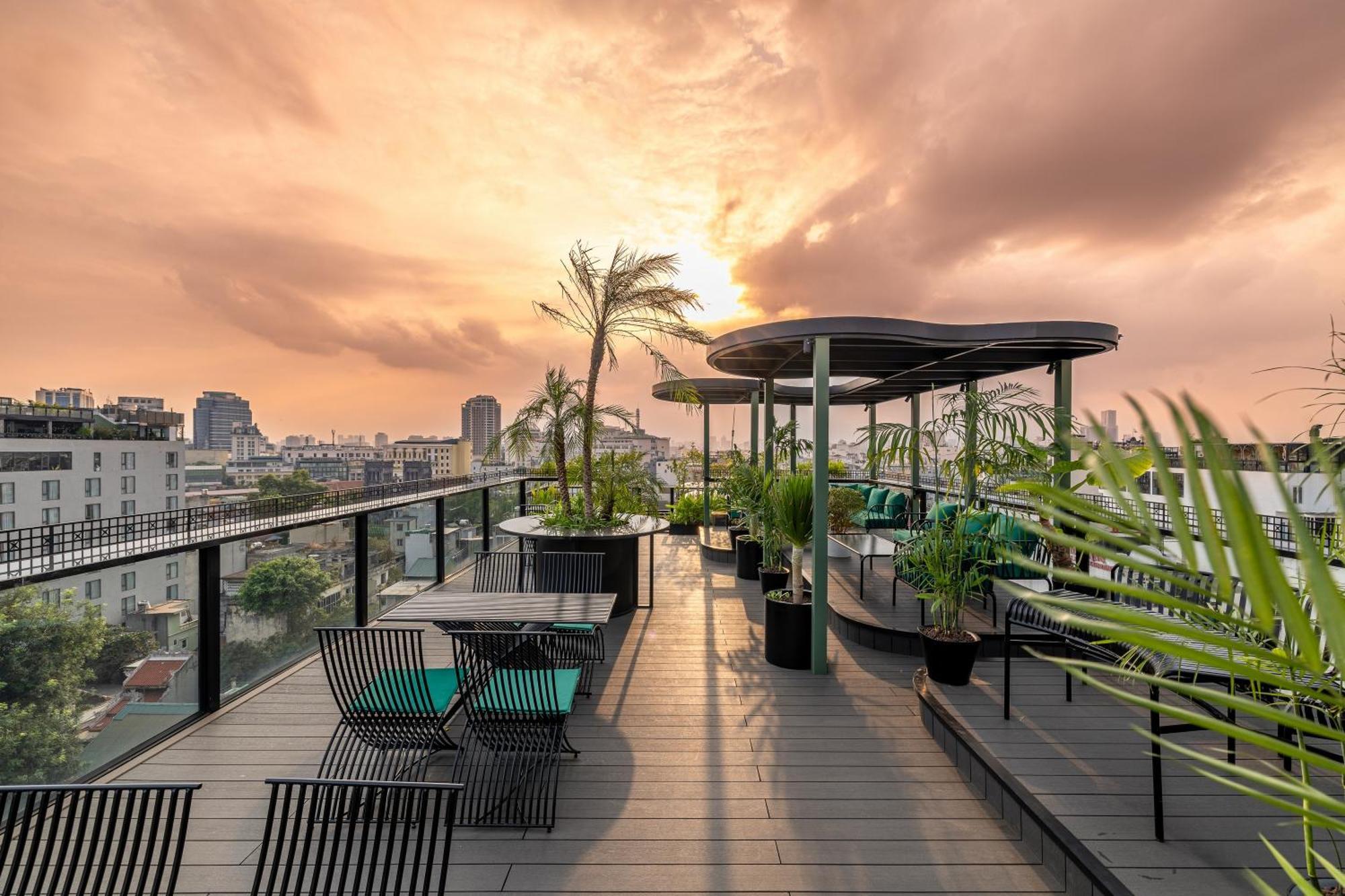 Golden Lotus Luxury Hotel Ханой Экстерьер фото