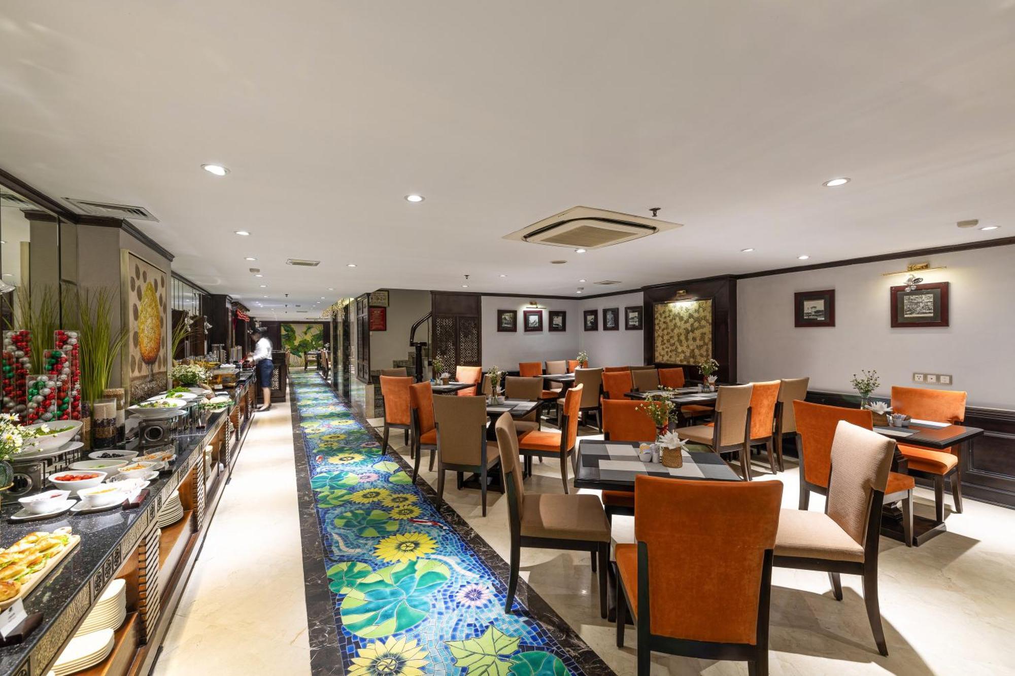 Golden Lotus Luxury Hotel Ханой Экстерьер фото