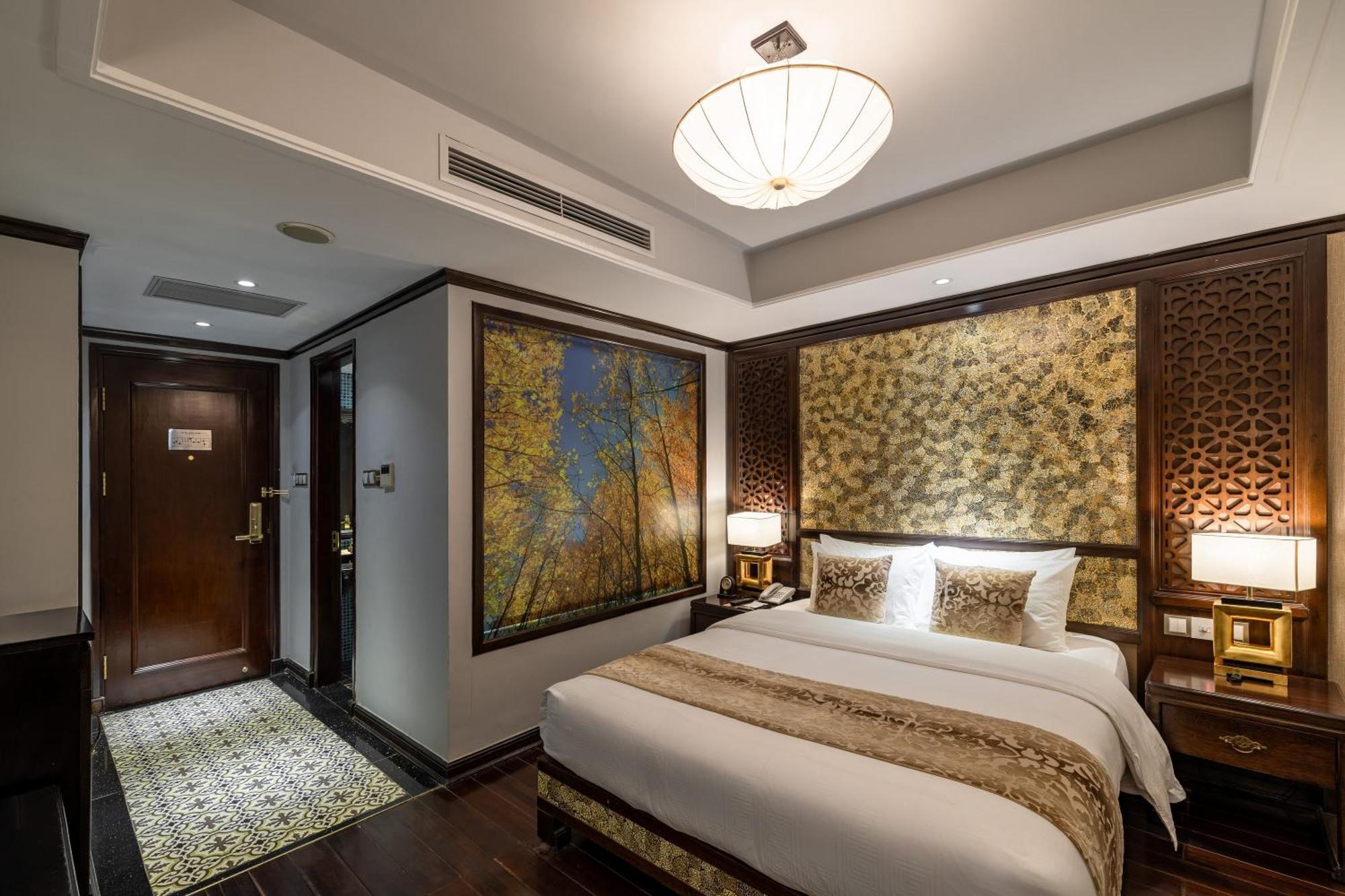 Golden Lotus Luxury Hotel Ханой Экстерьер фото